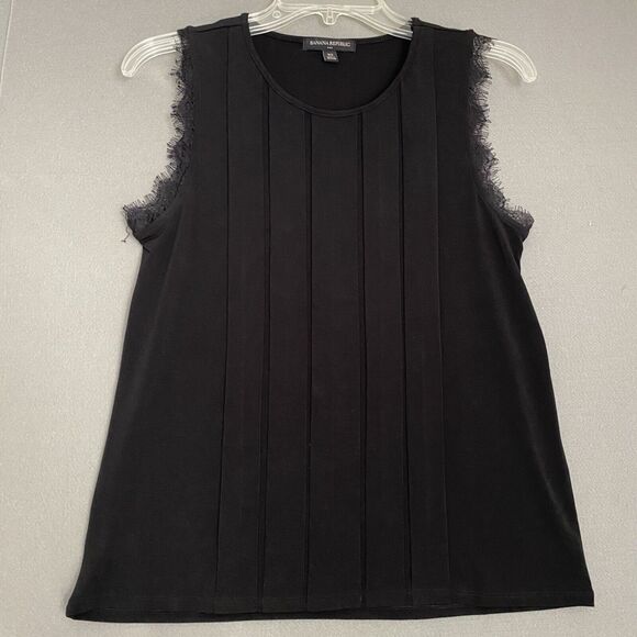 Banana Republic Tops - Banana‎ Republic Shirt Womens XS Black Scoop Neck Lace Sleeveless Top Blouse